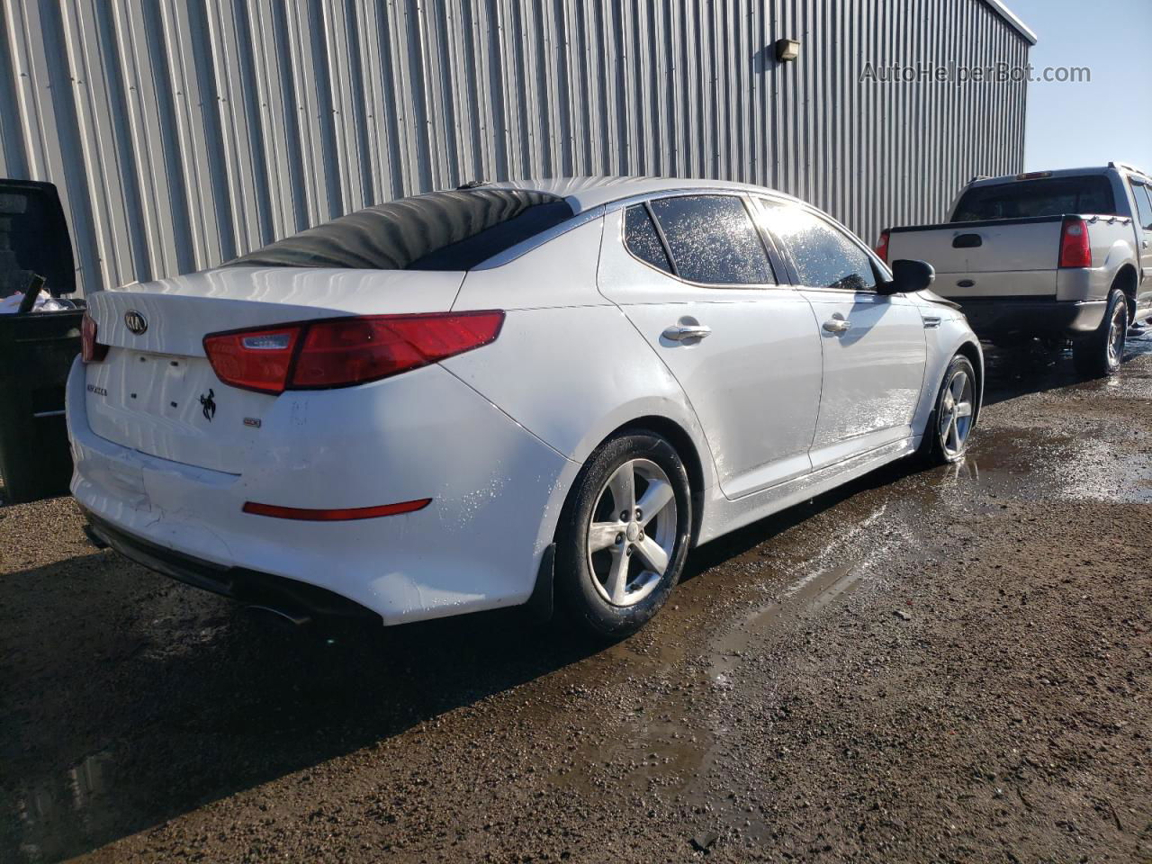 2015 Kia Optima Lx White vin: KNAGM4A7XF5658472