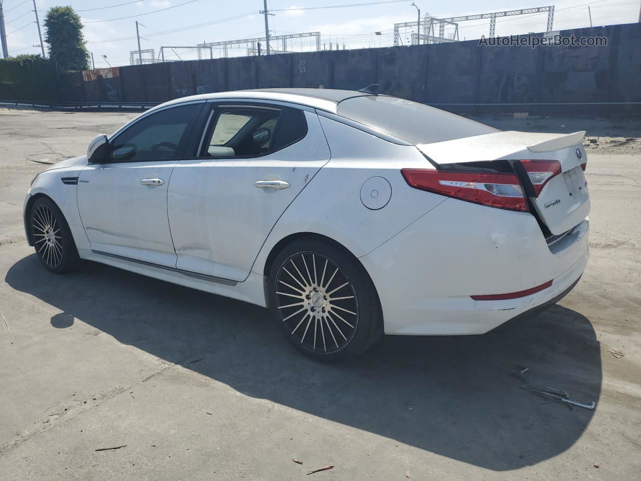 2013 Kia Optima Hybrid White vin: KNAGM4AD5D5039975