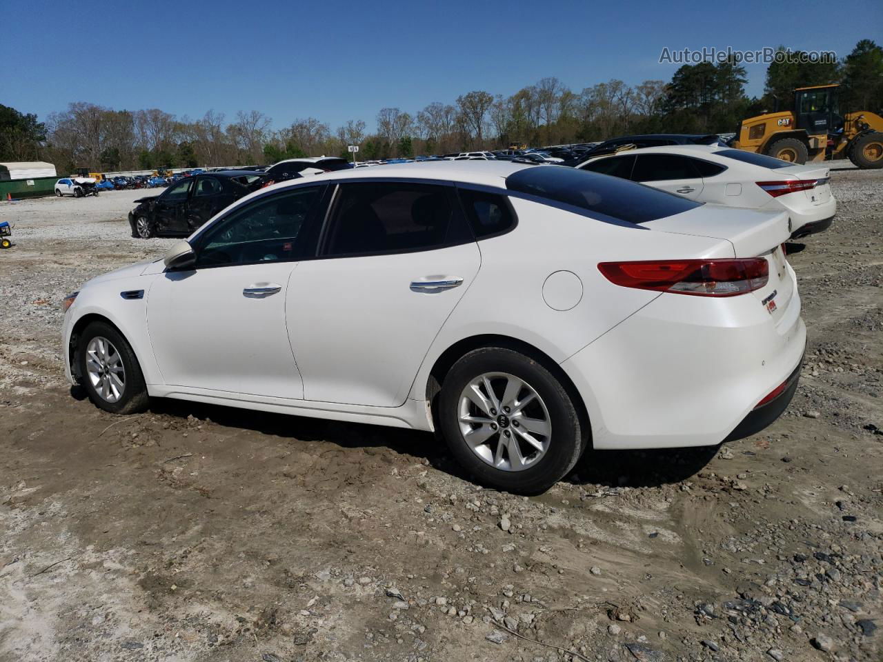 2018 Kia Optima Lx White vin: KNAGT4L30J5213888