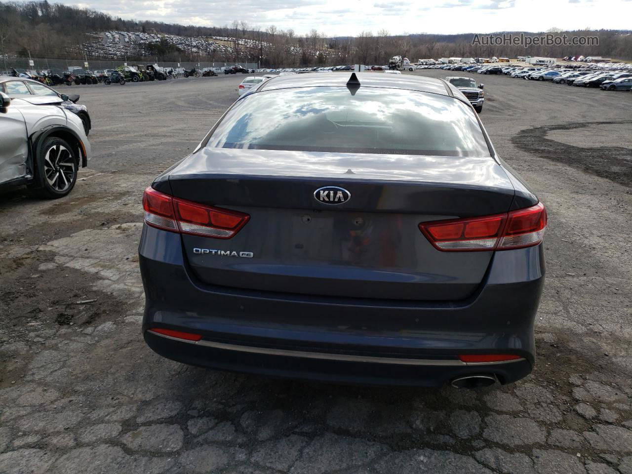 2018 Kia Optima Lx Серый vin: KNAGT4L33J5219622