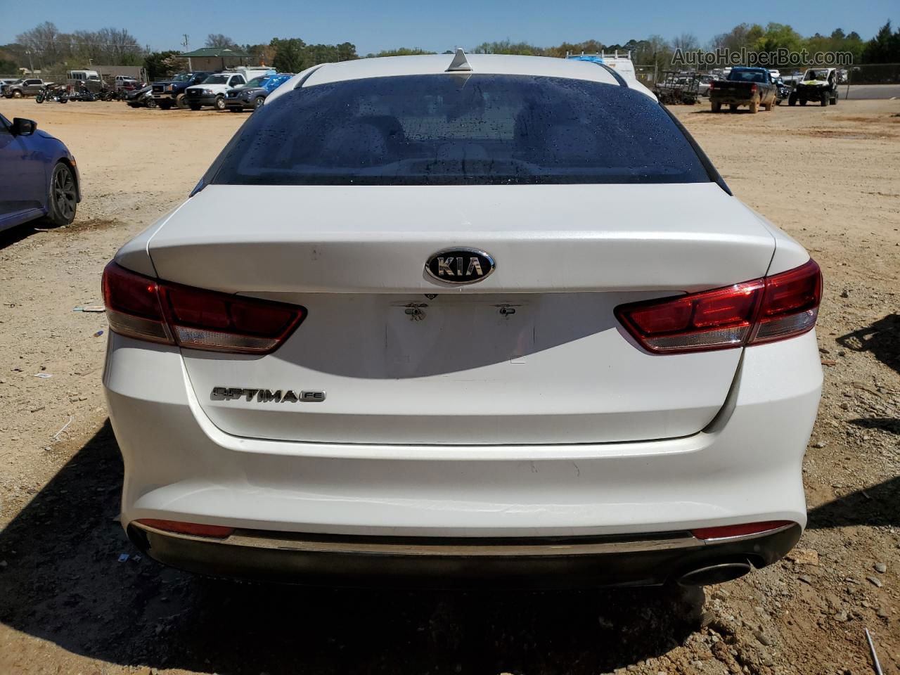 2016 Kia Optima Lx White vin: KNAGT4L34G5072347