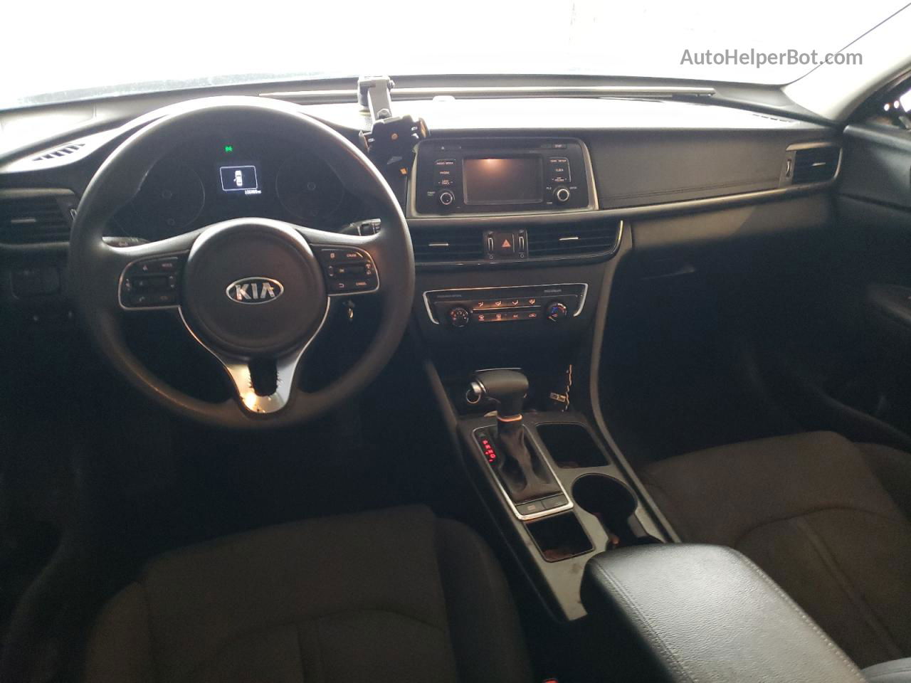 2017 Kia Optima Lx Черный vin: KNAGT4L36H5137989