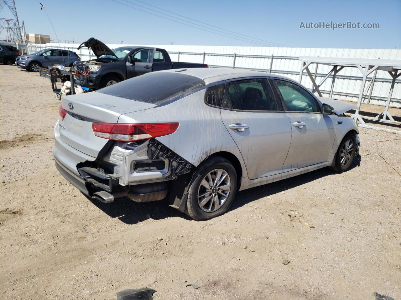 2017 Kia Optima Lx Silver vin: KNAGT4L37H5150640