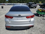 2017 Kia Optima Lx Серебряный vin: KNAGT4L37H5162142