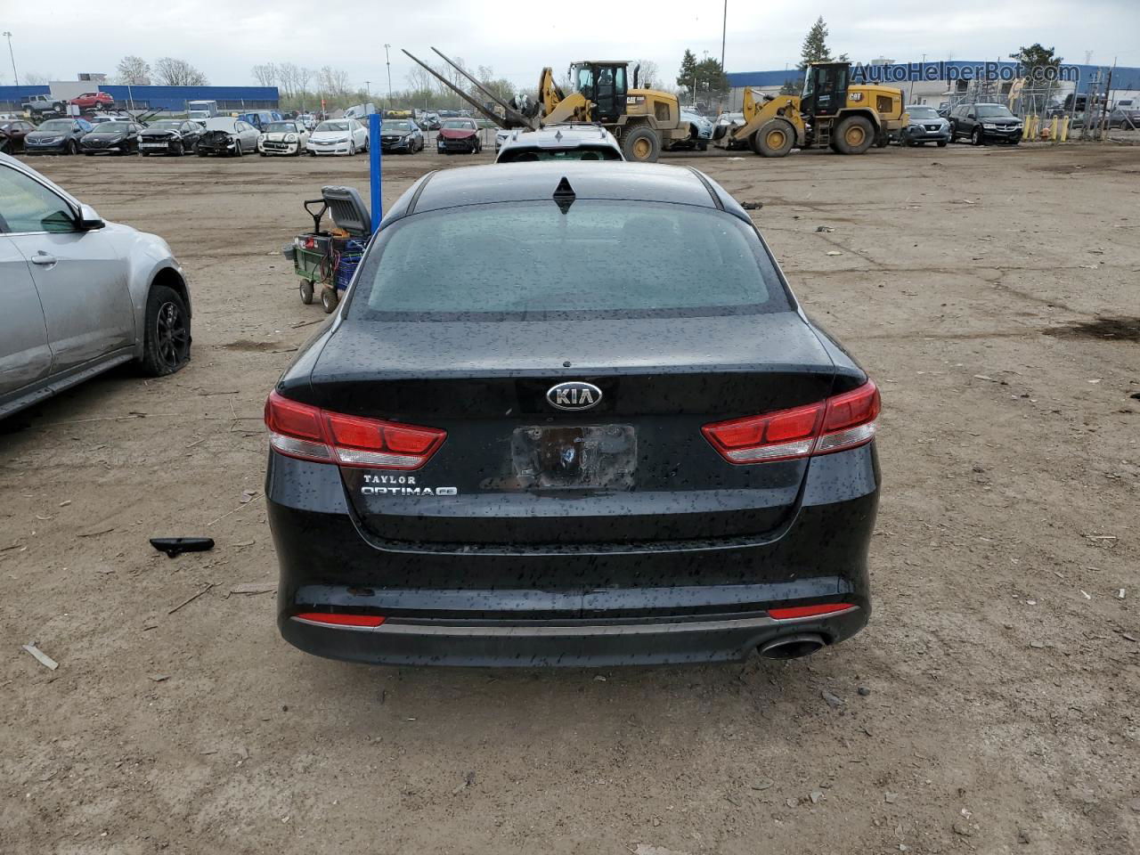 2017 Kia Optima Lx Черный vin: KNAGT4L37H5179183