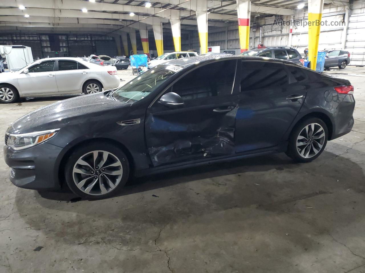 2018 Kia Optima Lx Black vin: KNAGT4L37J5213869