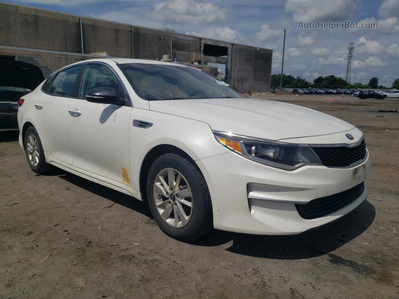 2016 Kia Optima Lx White vin: KNAGT4L38G5070438