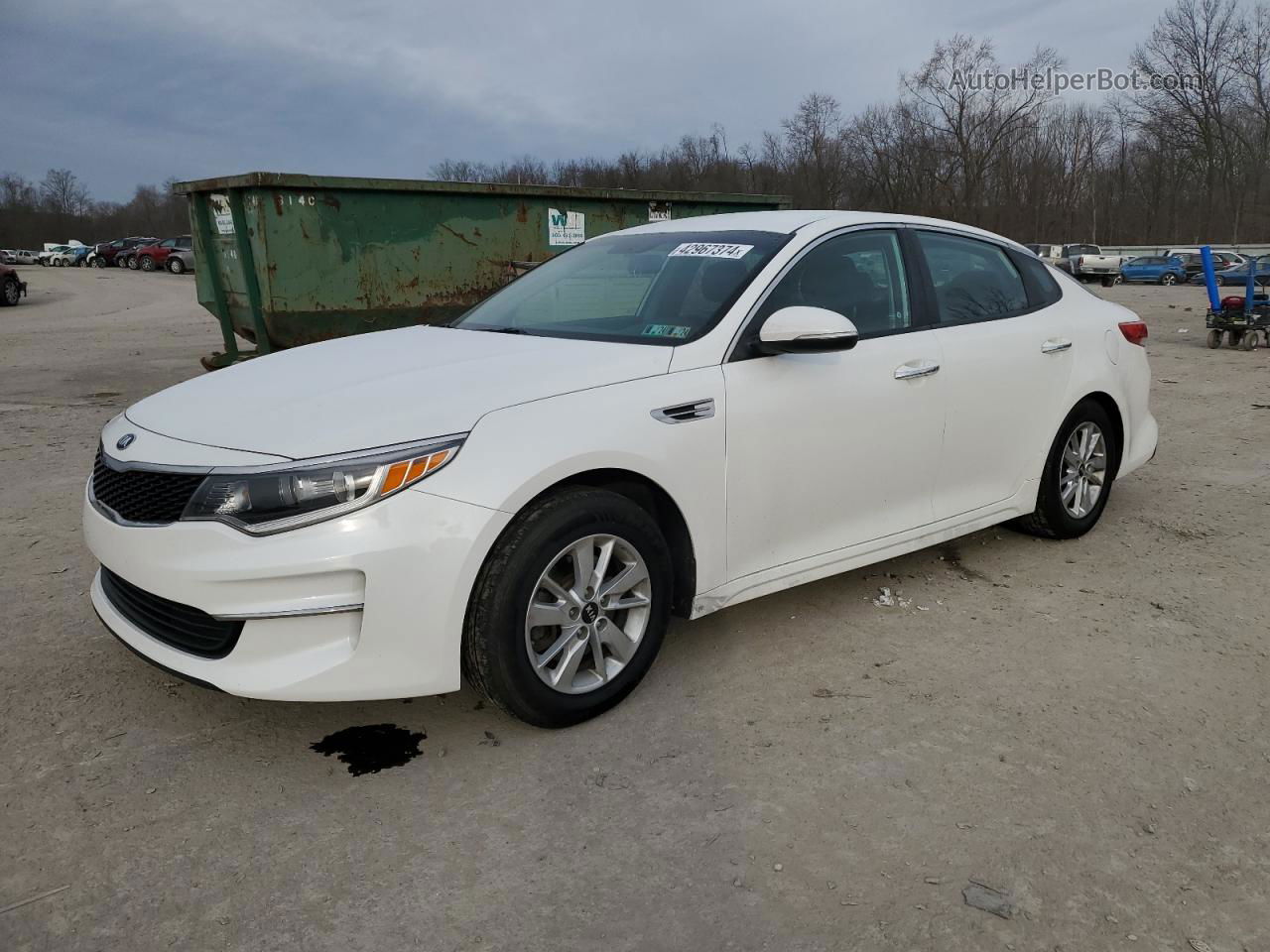 2016 Kia Optima Lx White vin: KNAGT4L3XG5101186