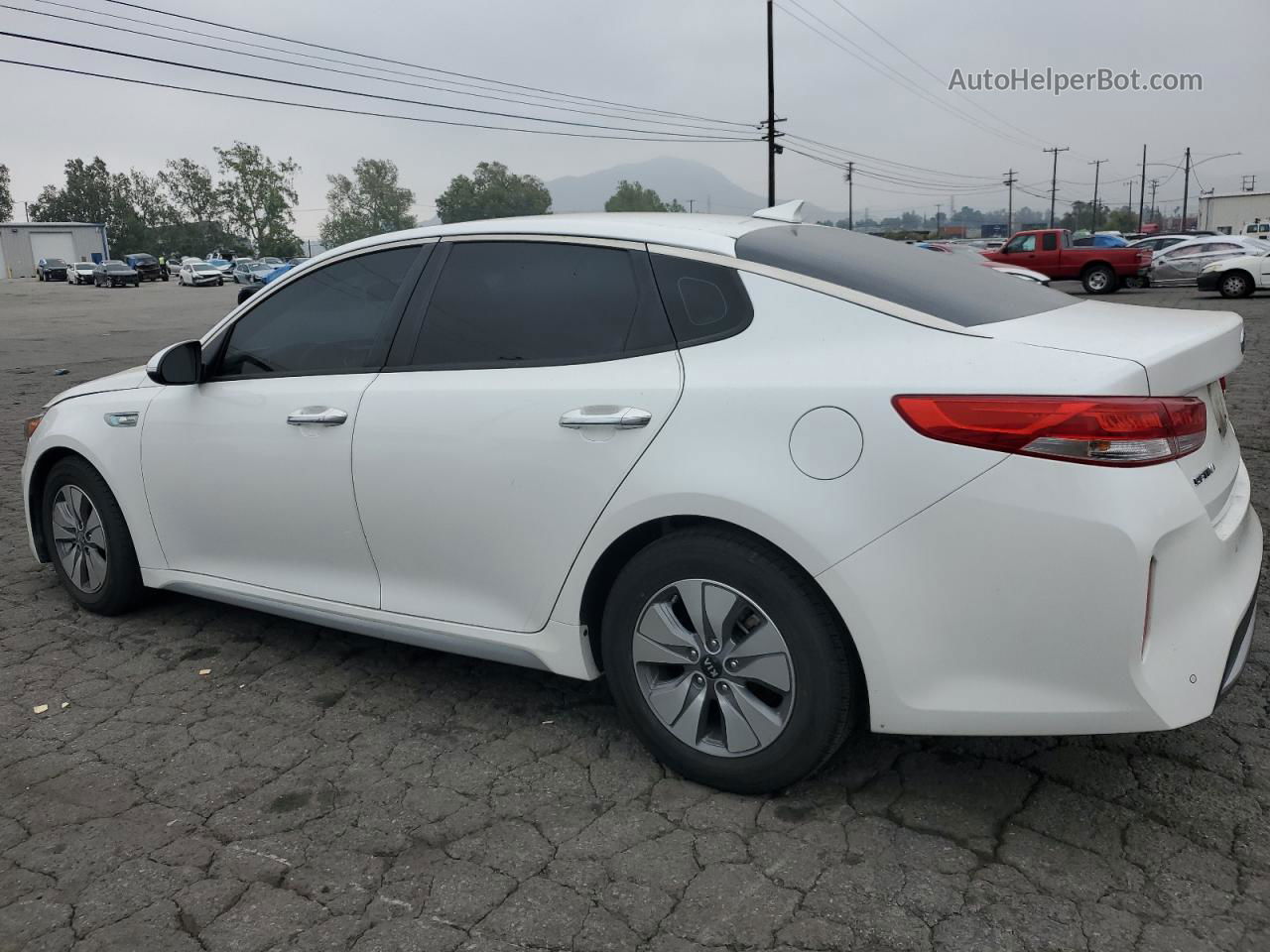 2017 Kia Optima Hybrid Белый vin: KNAGT4LE1H5012772