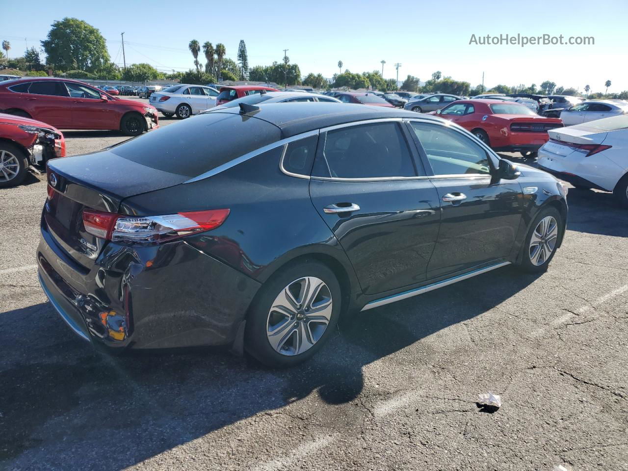 2018 Kia Optima Plug-in Hybrid Blue vin: KNAGV4LD6J5025203