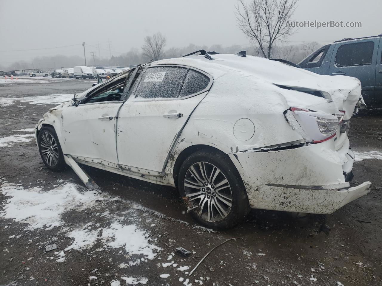 2014 Kia Cadenza Premium White vin: KNALN4D70E5139548