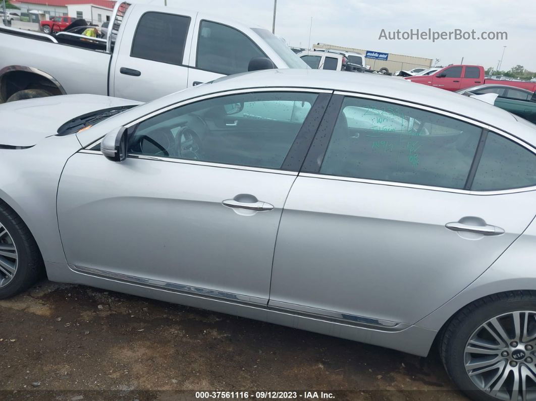 2016 Kia Cadenza   Silver vin: KNALN4D70G5221573