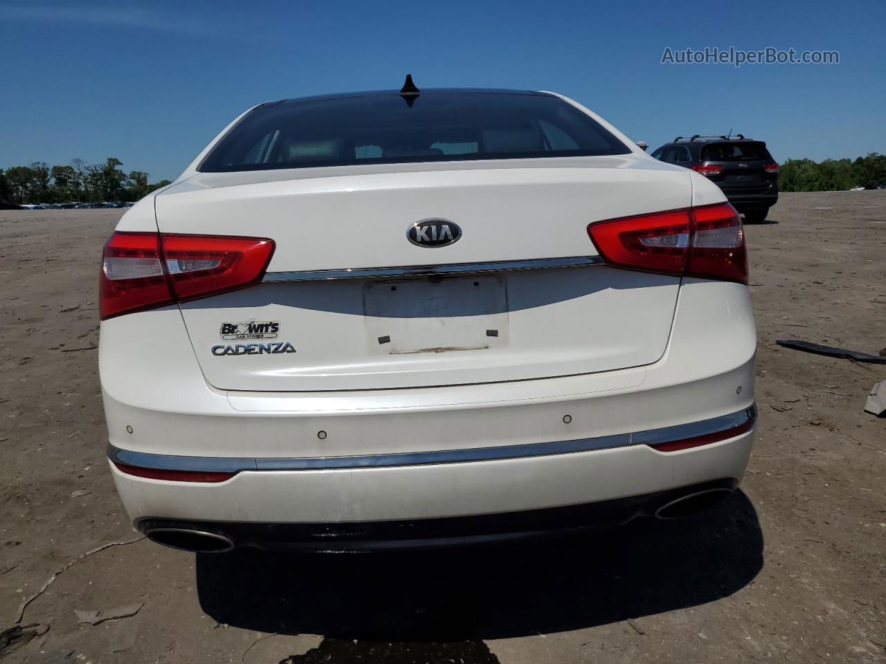 2014 Kia Cadenza Premium White vin: KNALN4D71E5129577