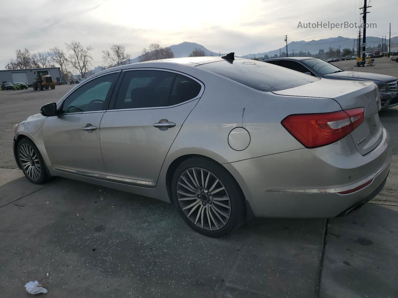 2014 Kia Cadenza Premium Silver vin: KNALN4D72E5122055