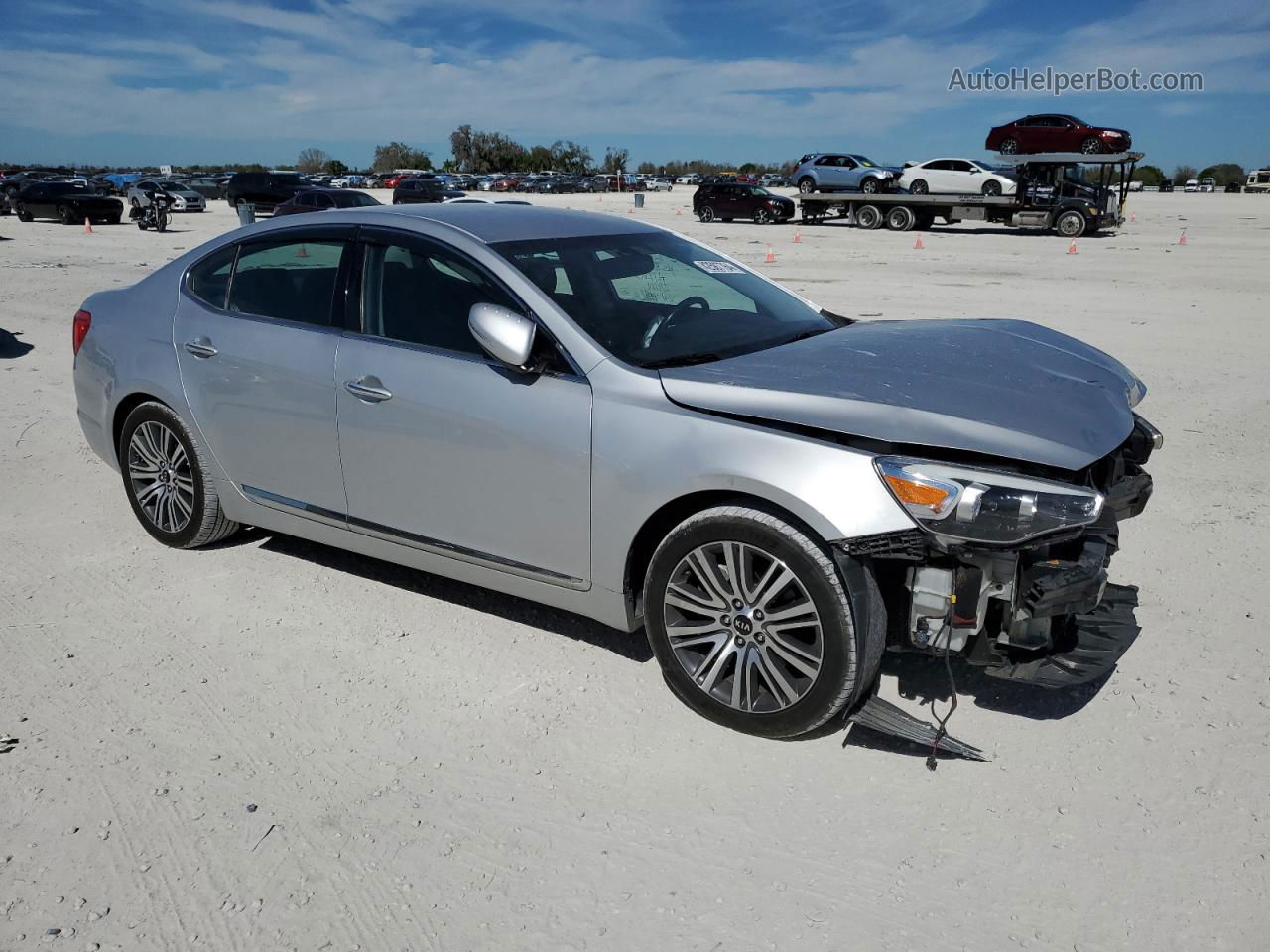 2016 Kia Cadenza Luxury Silver vin: KNALN4D72G5215192