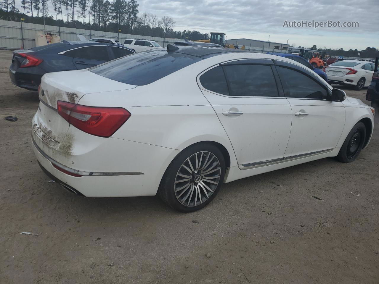 2014 Kia Cadenza Premium White vin: KNALN4D76E5123693