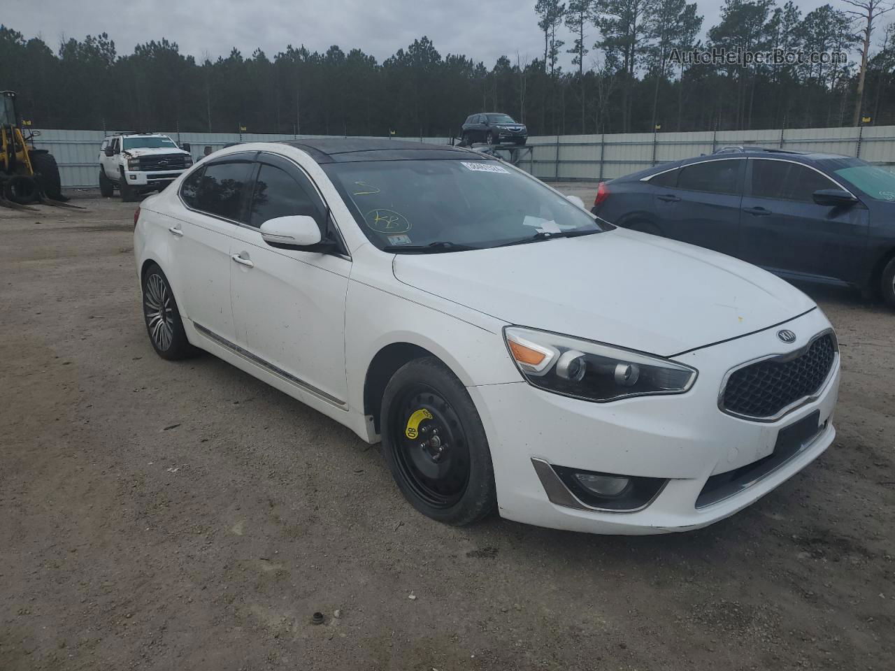 2014 Kia Cadenza Premium White vin: KNALN4D76E5123693