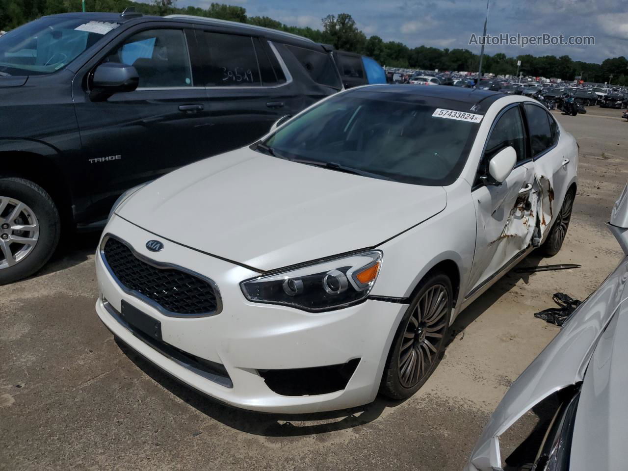 2014 Kia Cadenza Premium White vin: KNALN4D78E5135277