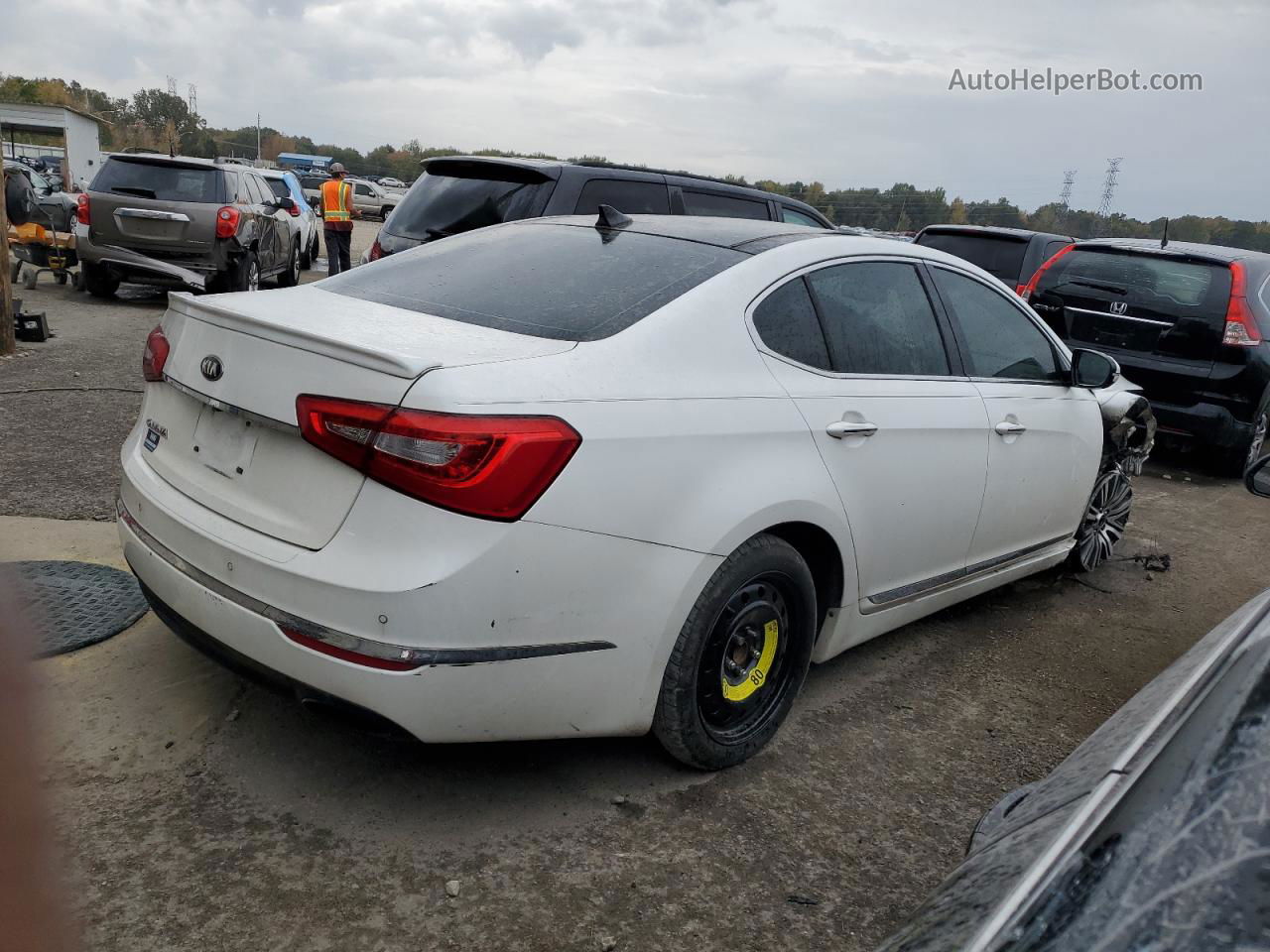 2016 Kia Cadenza Luxury White vin: KNALN4D78G5206545