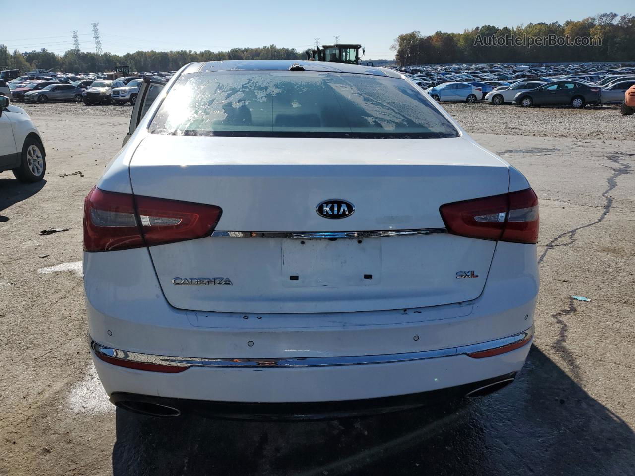 2016 Kia Cadenza Luxury Белый vin: KNALN4D79G5213536