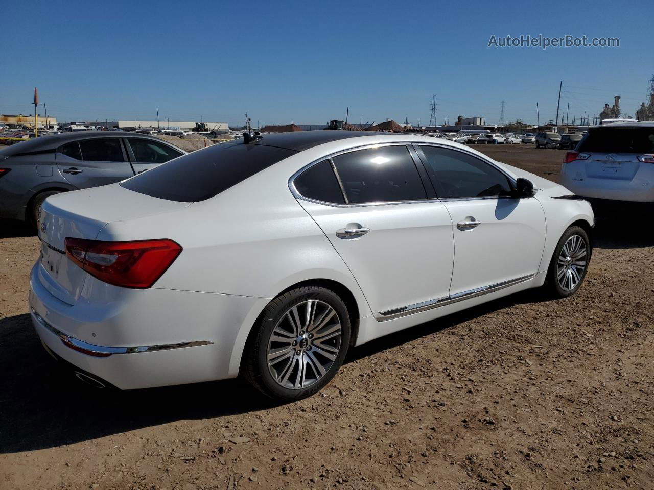 2016 Kia Cadenza Luxury White vin: KNALN4D7XG5209611