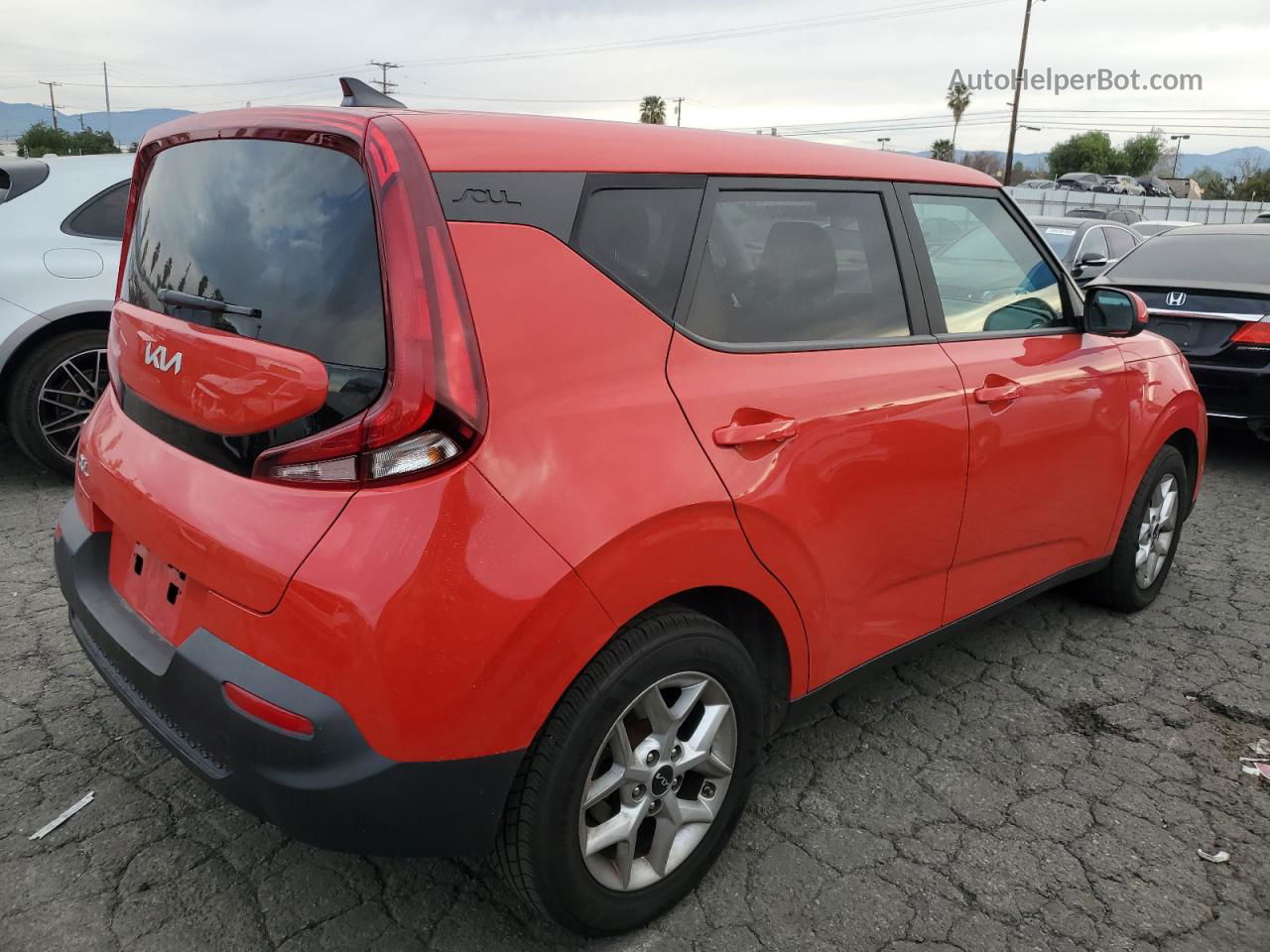 2022 Kia Soul Lx Red vin: KNDJ23AU0N7184016