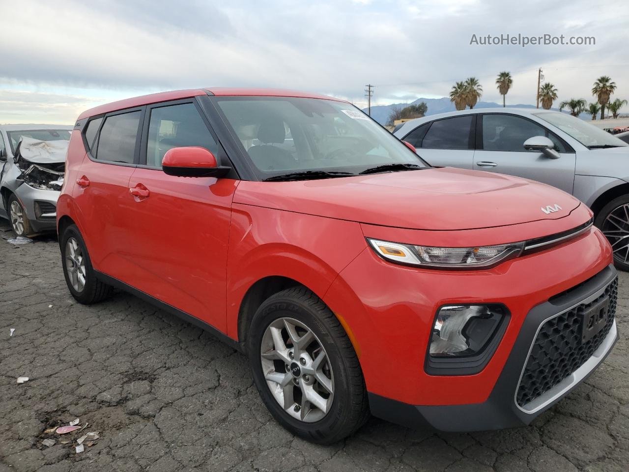 2022 Kia Soul Lx Red vin: KNDJ23AU0N7184016