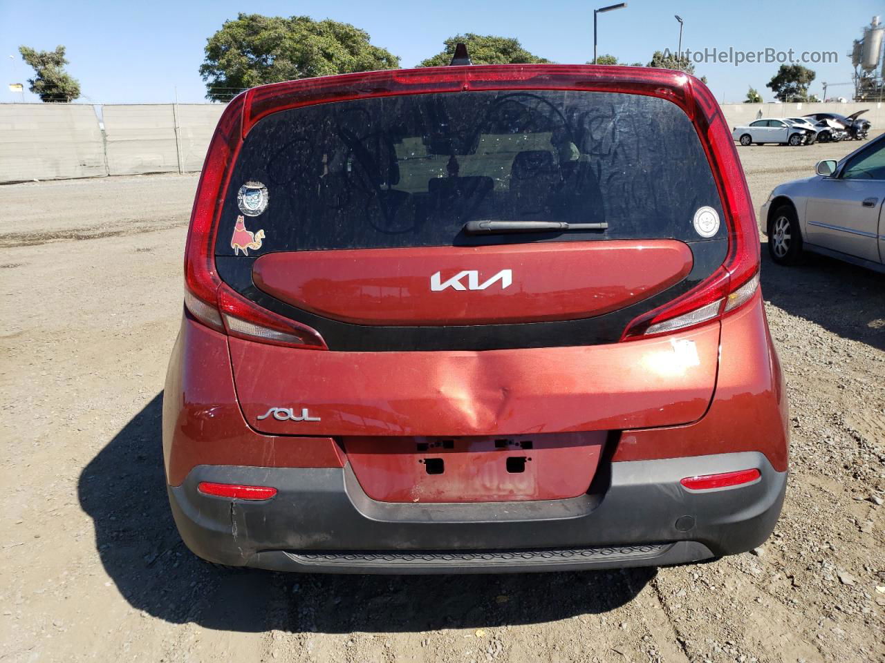 2022 Kia Soul Lx Burgundy vin: KNDJ23AU1N7837517