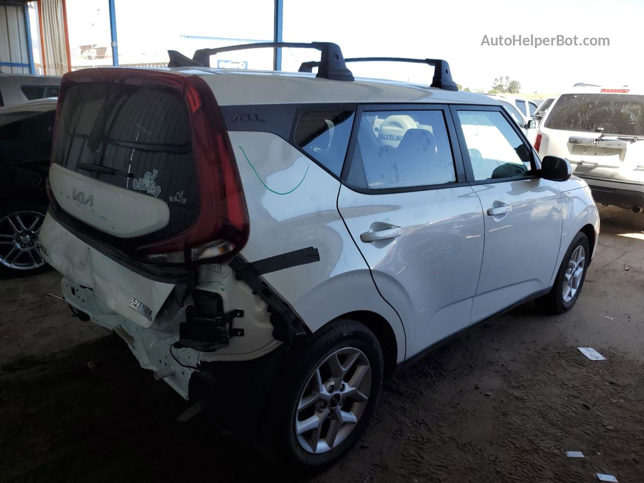 2022 Kia Soul Lx White vin: KNDJ23AU2N7163085