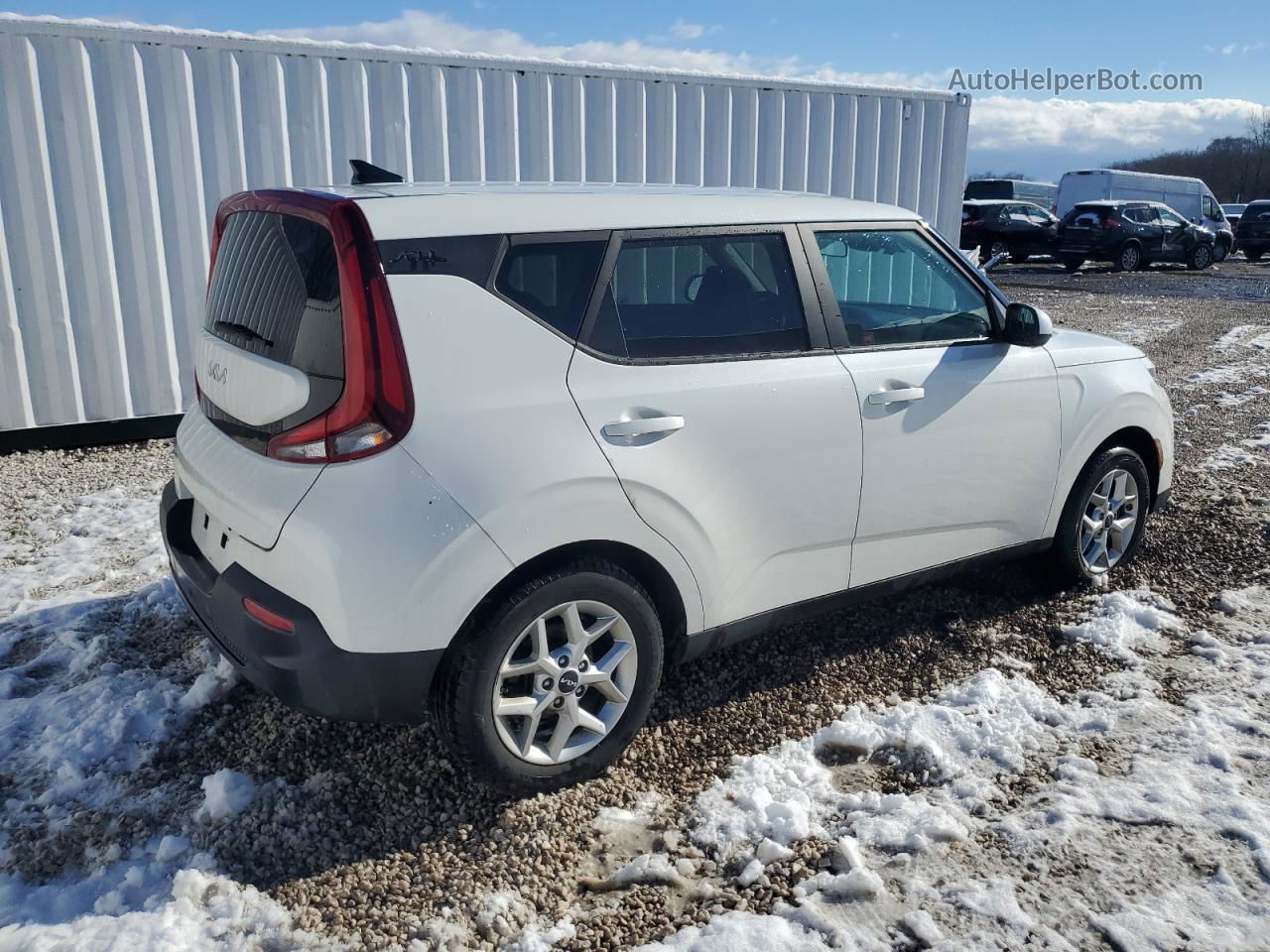 2022 Kia Soul Lx White vin: KNDJ23AU3N7803627