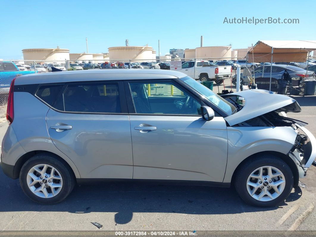 2022 Kia Soul Lx Silver vin: KNDJ23AU4N7814443