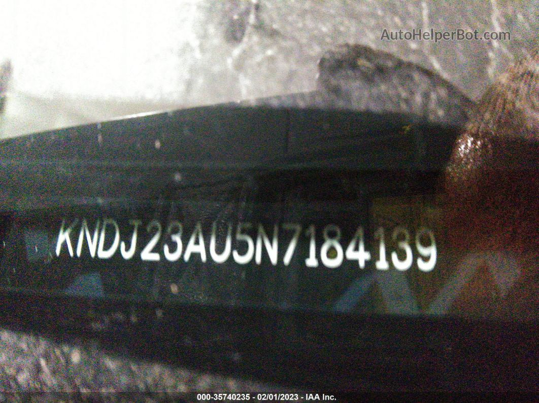 2022 Kia Soul Lx Black vin: KNDJ23AU5N7184139
