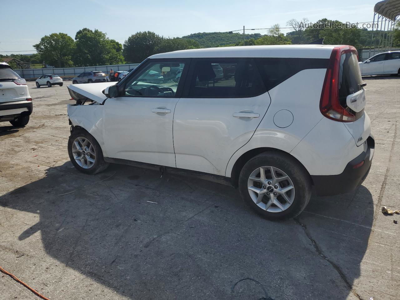 2022 Kia Soul Lx Белый vin: KNDJ23AU5N7801961