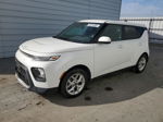 2022 Kia Soul Lx White vin: KNDJ23AU6N7159377