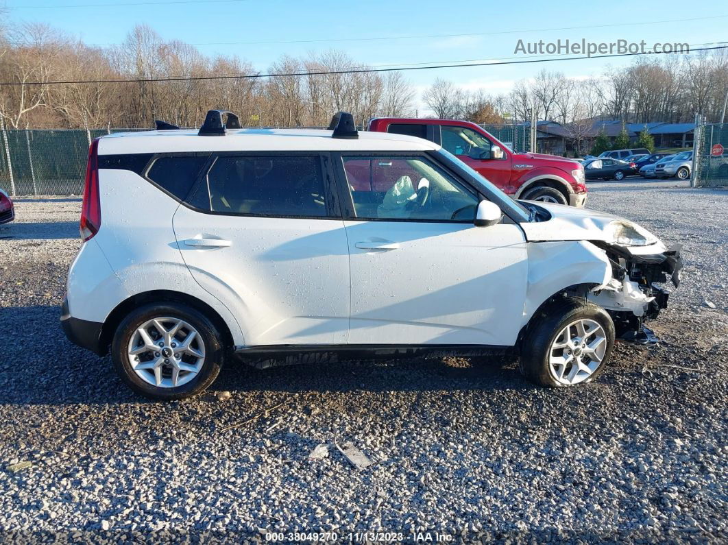 2022 Kia Soul Lx White vin: KNDJ23AU6N7161405