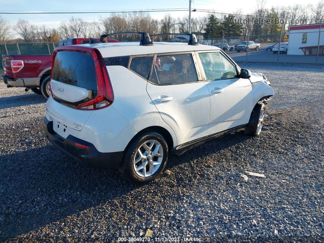 2022 Kia Soul Lx White vin: KNDJ23AU6N7161405