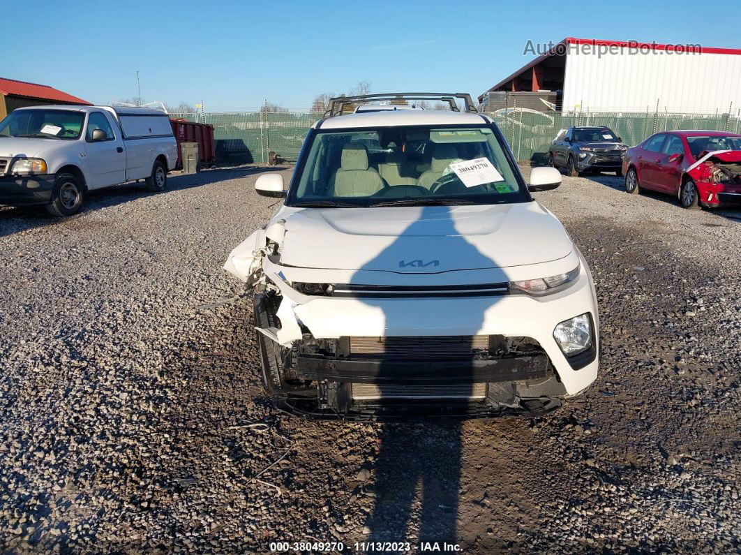 2022 Kia Soul Lx White vin: KNDJ23AU6N7161405