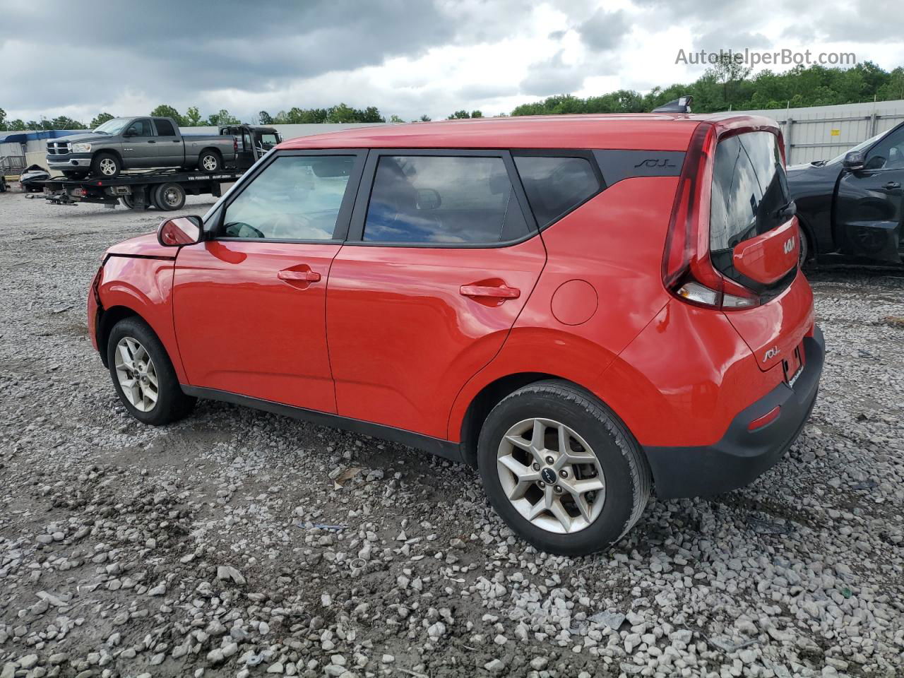 2022 Kia Soul Lx Красный vin: KNDJ23AU6N7182268