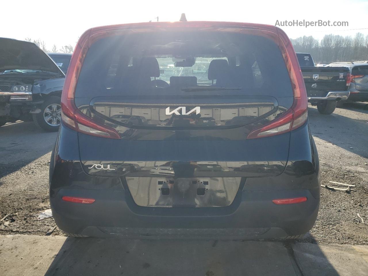 2022 Kia Soul Lx Черный vin: KNDJ23AU6N7185154