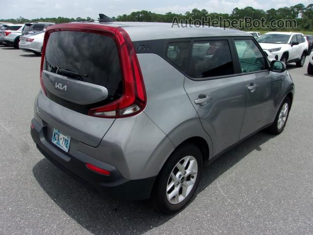 2022 Kia Soul Lx Silver vin: KNDJ23AU6N7822690