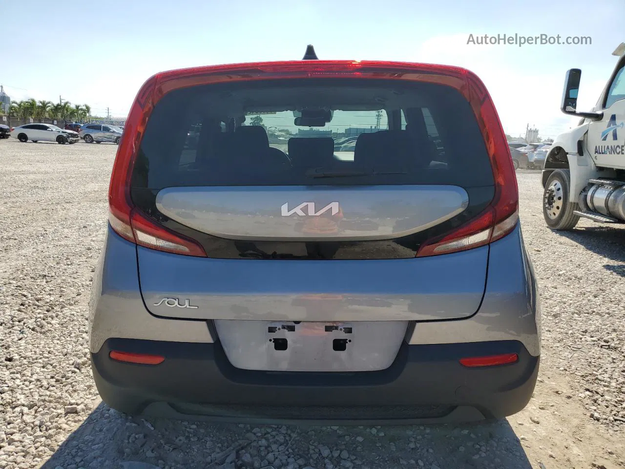 2022 Kia Soul Lx Silver vin: KNDJ23AU6N7837044