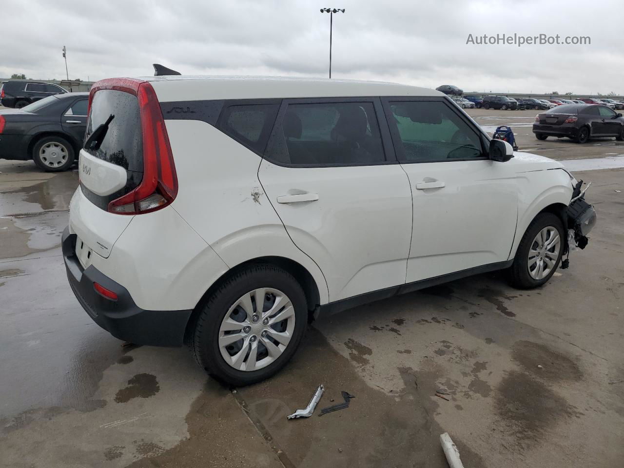 2022 Kia Soul Lx White vin: KNDJ23AU7N7166841