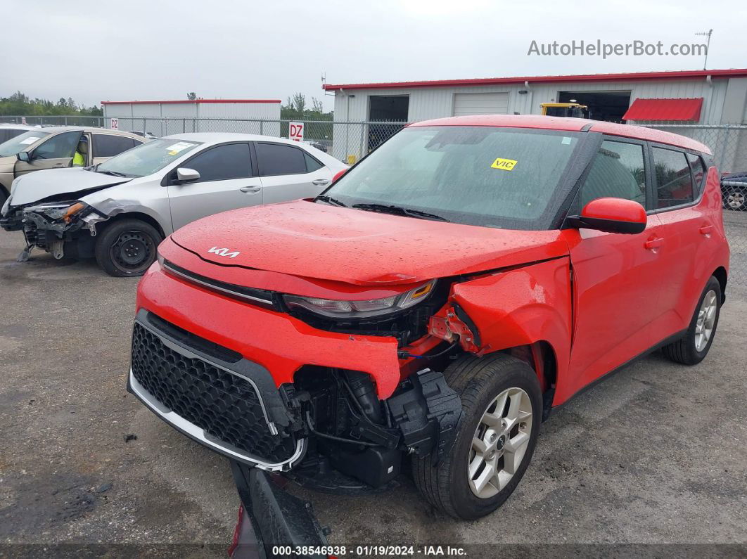 2022 Kia Soul Lx Красный vin: KNDJ23AU7N7182196