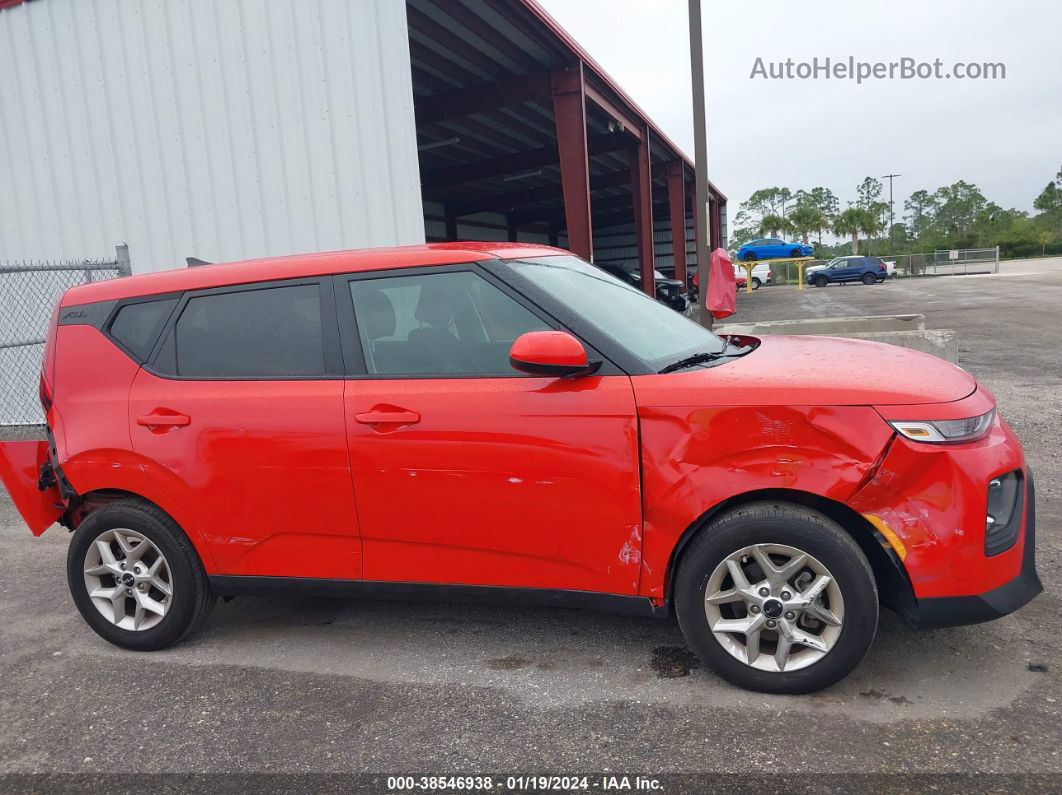 2022 Kia Soul Lx Red vin: KNDJ23AU7N7182196