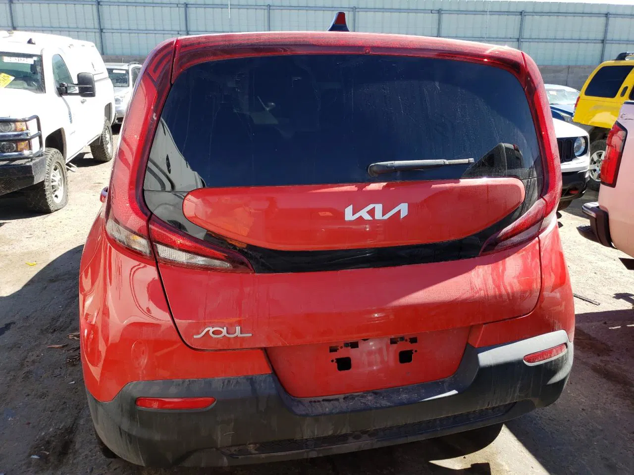 2022 Kia Soul Lx Red vin: KNDJ23AU8N7157288