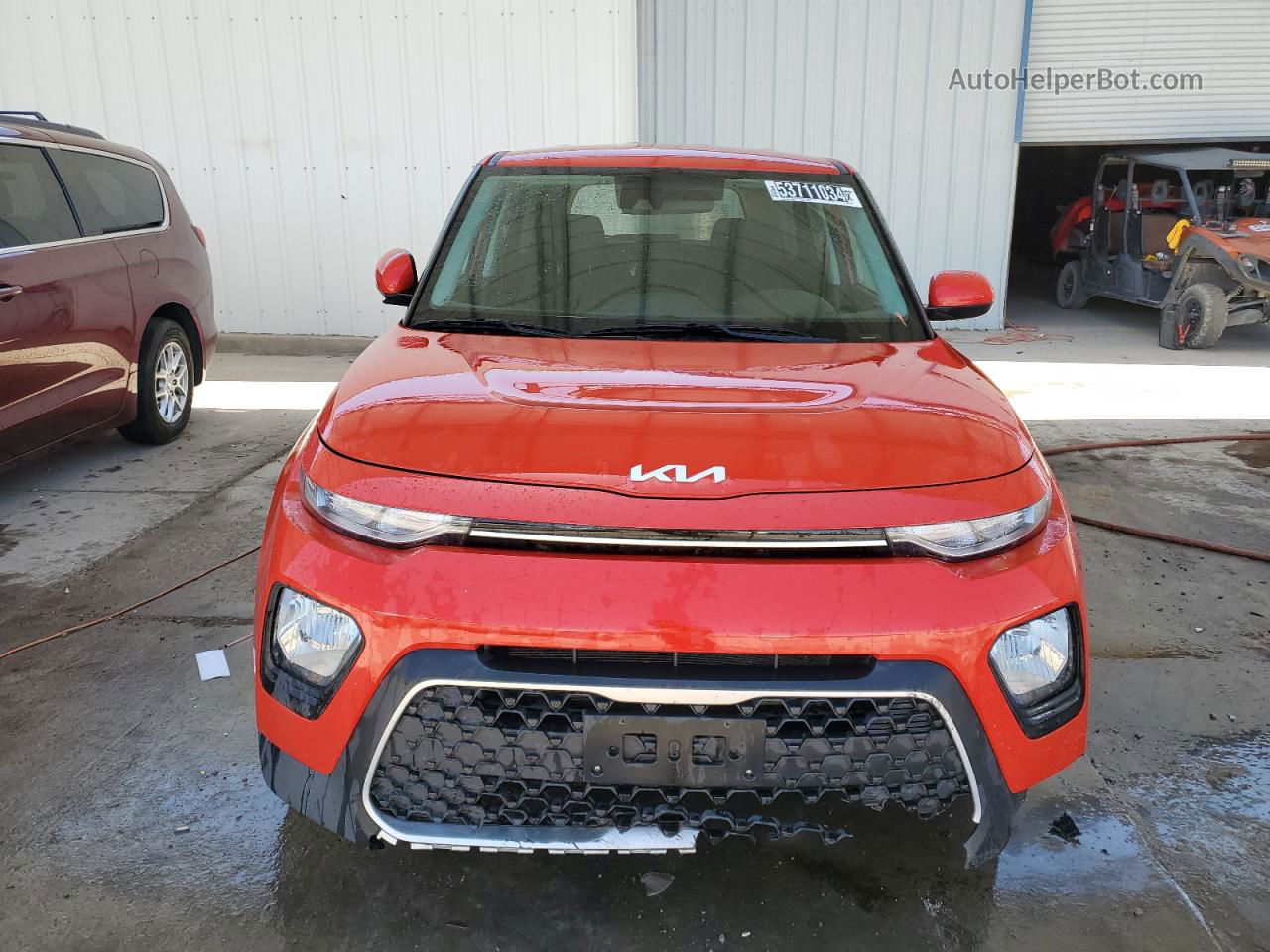 2022 Kia Soul Lx Красный vin: KNDJ23AU8N7182188