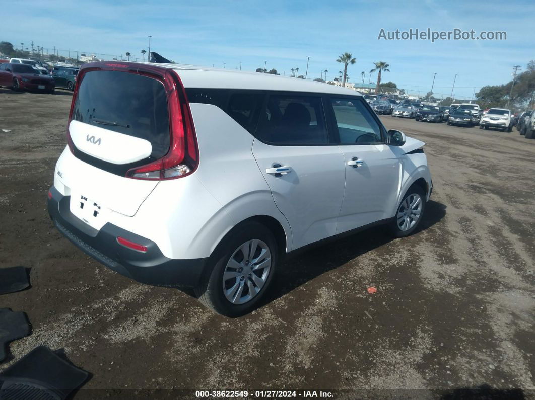 2022 Kia Soul Lx White vin: KNDJ23AU8N7186113