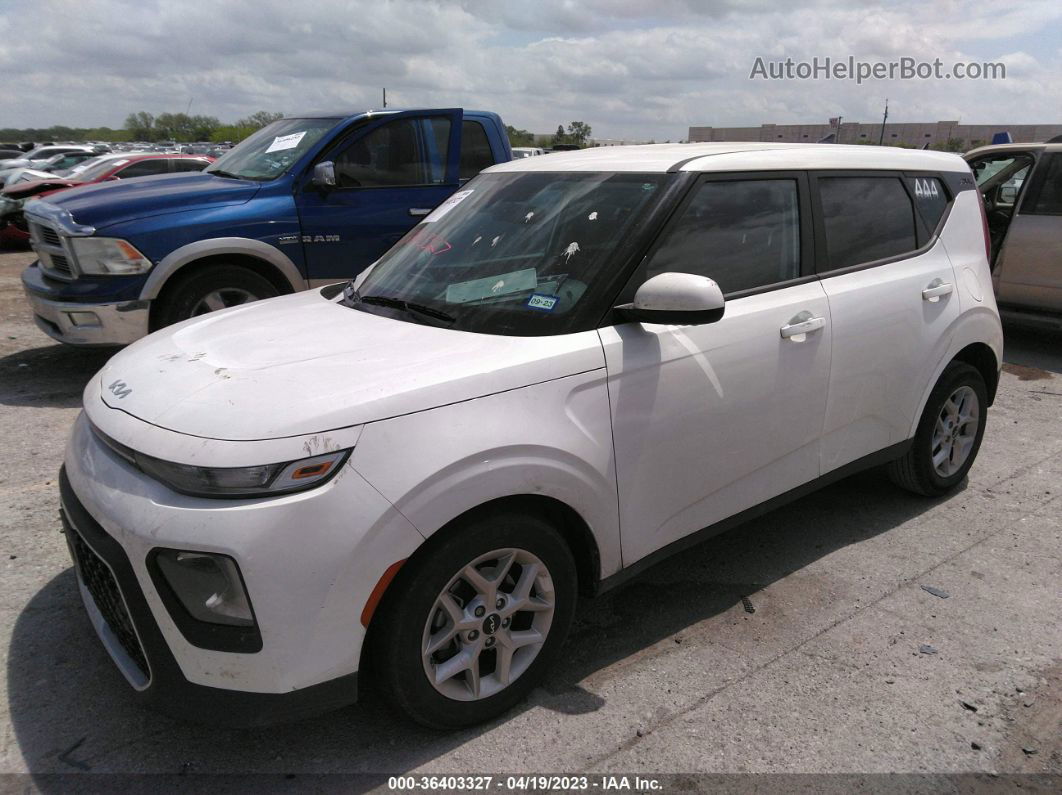 2022 Kia Soul Lx White vin: KNDJ23AU9N7162421