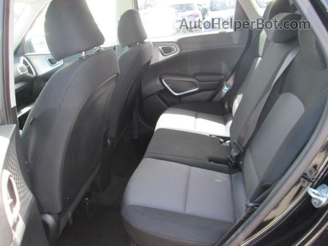 2022 Kia Soul Lx Черный vin: KNDJ23AU9N7177128