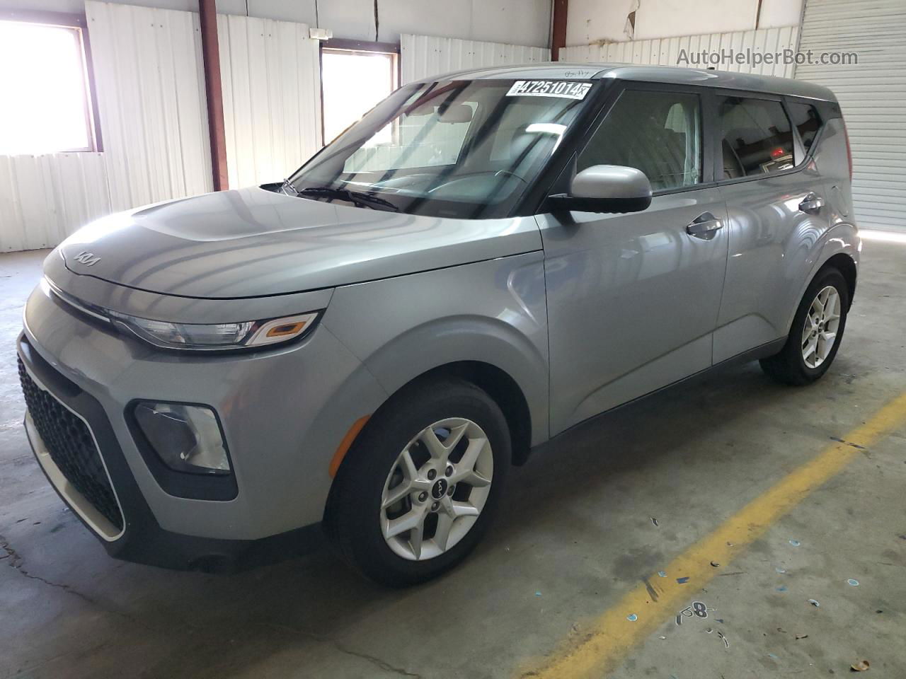 2022 Kia Soul Lx Gray vin: KNDJ23AU9N7809660